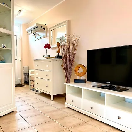 Boerlingstrasse 15 Haus 8 *